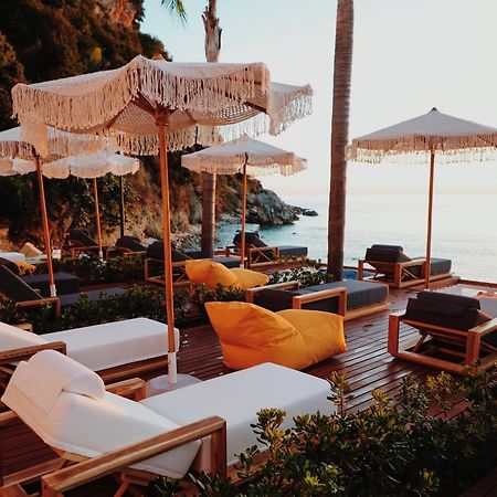 Oniro By Iliria Palace (Adults Only) Himare Exterior photo