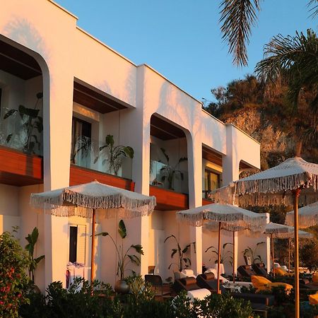 Oniro By Iliria Palace (Adults Only) Himare Exterior photo