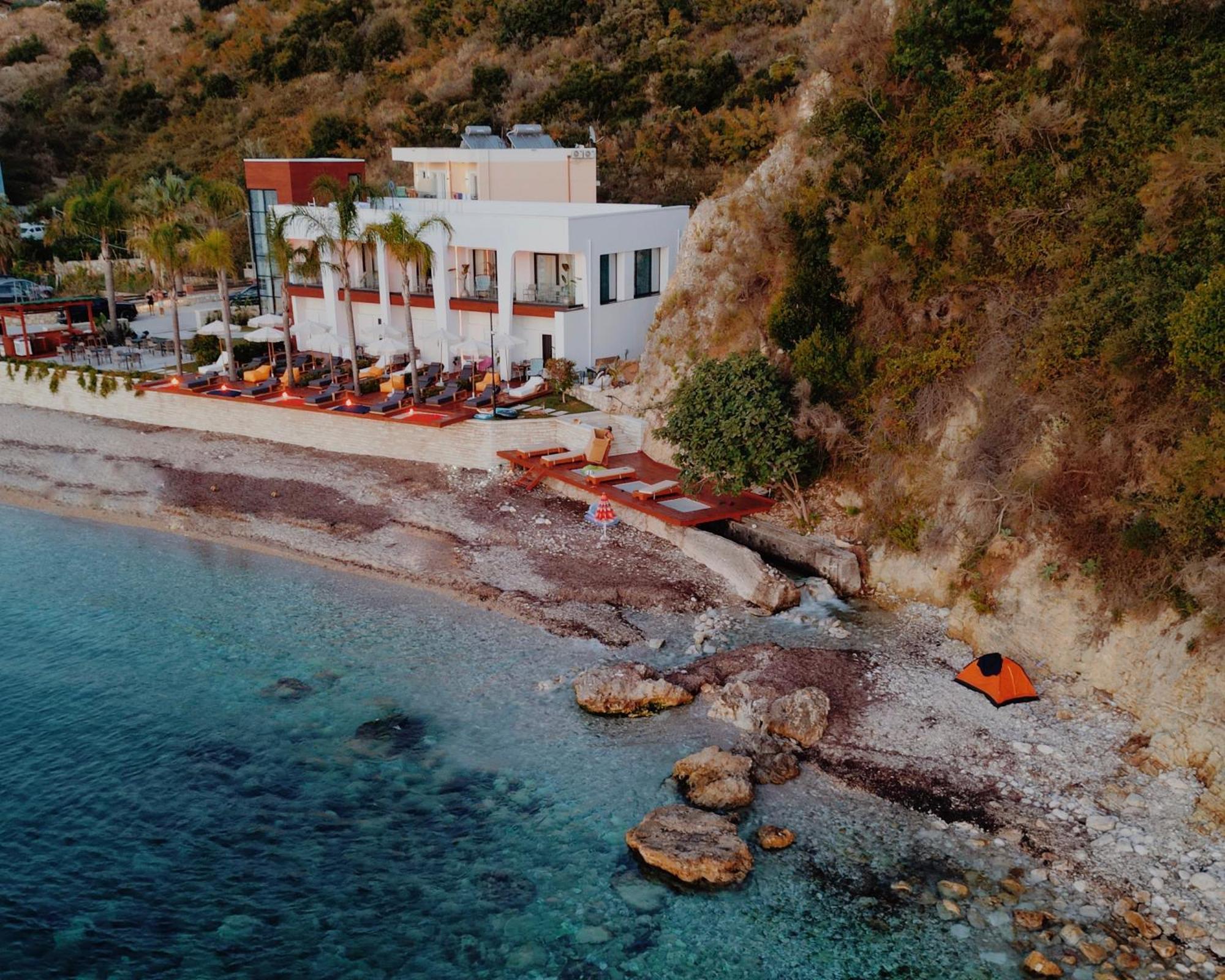 Oniro By Iliria Palace (Adults Only) Himare Exterior photo