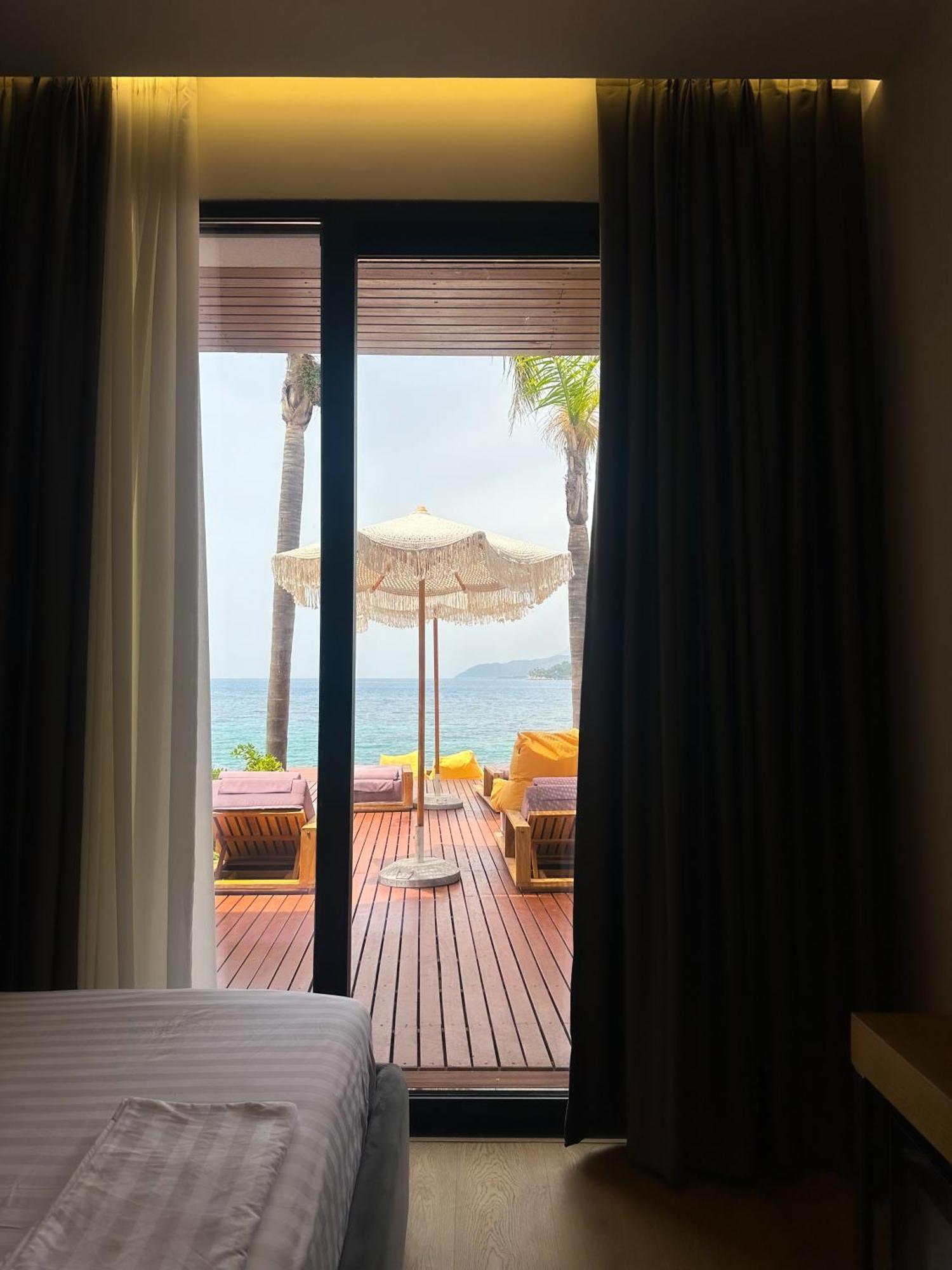 Oniro By Iliria Palace (Adults Only) Himare Exterior photo